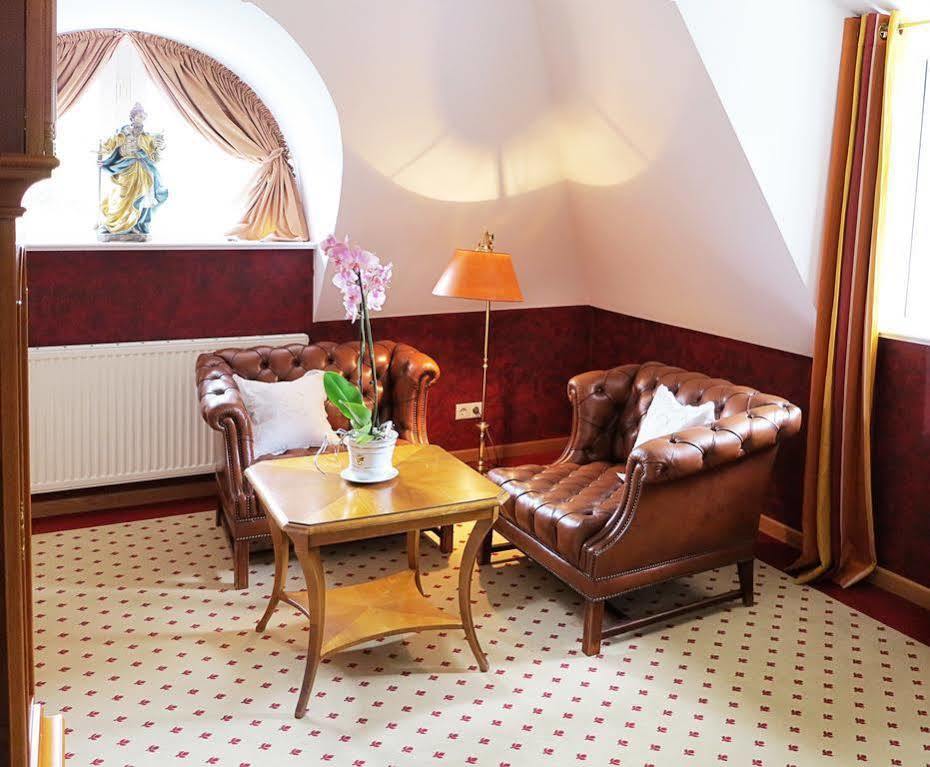 Meinsbur Boutique Hotel Bendestorf Eksteriør billede